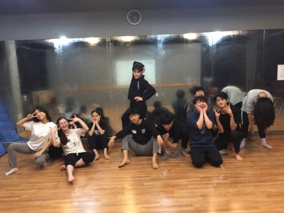 연극영화입시반의 일상